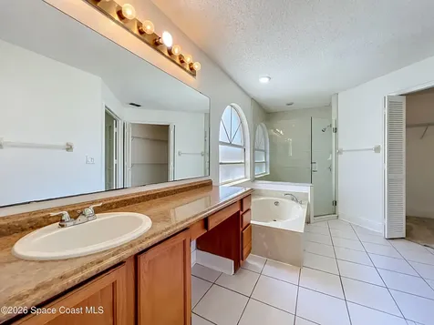 2645 Rolling Broak Drive Orlando FL 32837