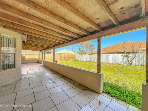 2645 Rolling Broak Drive Orlando FL 32837
