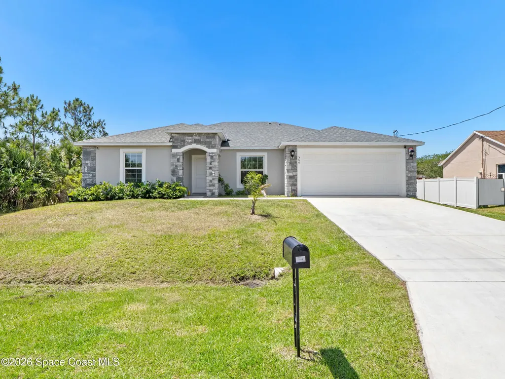 566 Forrest Hills Street SW Palm Bay FL 32908