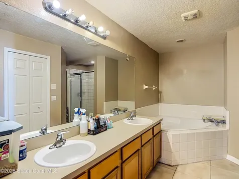 20 Andora Court Kissimmee FL 34758