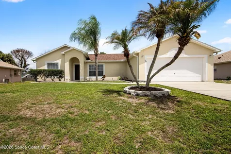 427 Davidson Street SE Palm Bay FL 32909