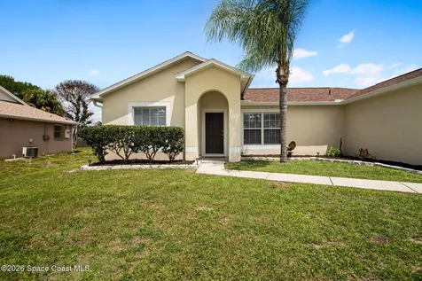 427 Davidson Street SE Palm Bay FL 32909