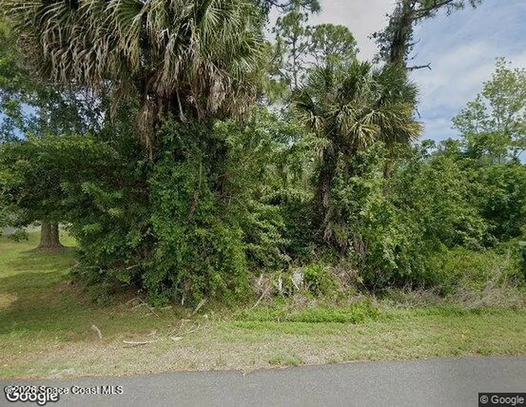 1661 Chamorro Street SE Palm Bay FL 32909