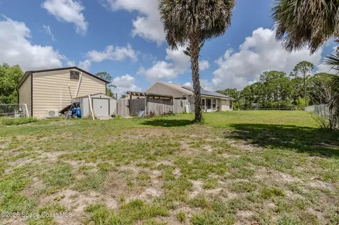181 Hurtig Avenue NW Palm Bay FL 32907