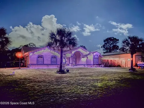 181 Hurtig Avenue NW Palm Bay FL 32907