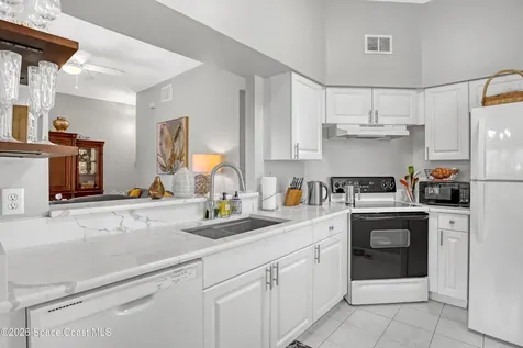 4881 Lake Waterford Way W Melbourne FL 32901