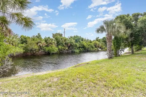 4881 Lake Waterford Way W Melbourne FL 32901
