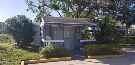 4881 Lake Waterford Way W Melbourne FL 32901