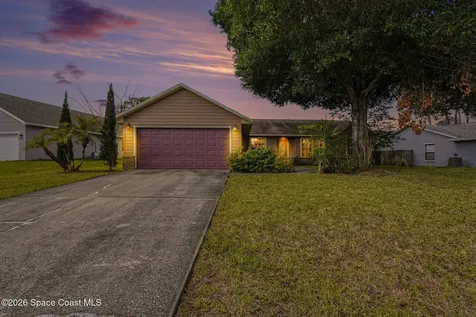 1554 Elmhurst Circle SE Palm Bay FL 32909