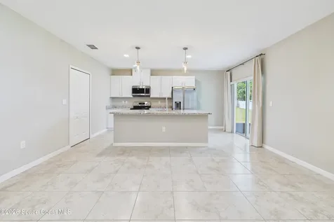1610 Degroodt Road SW Palm Bay FL 32908