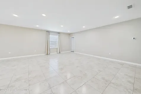 1610 Degroodt Road SW Palm Bay FL 32908