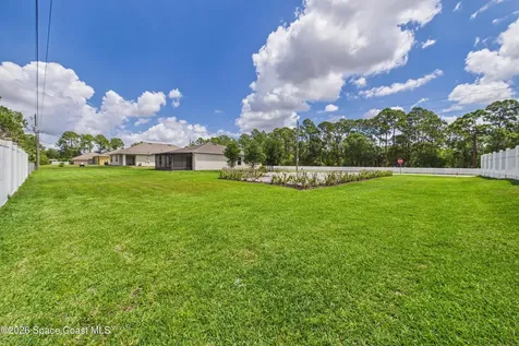 1610 Degroodt Road SW Palm Bay FL 32908