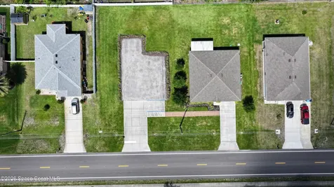 1610 Degroodt Road SW Palm Bay FL 32908
