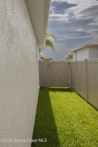 4305 Negal Circle Melbourne FL 32901