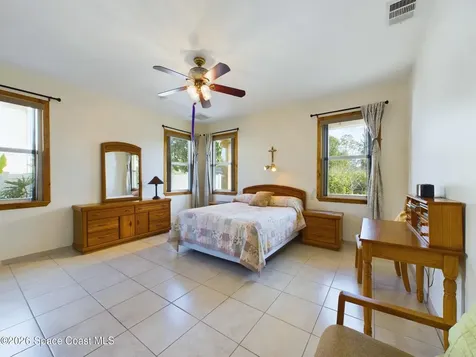 1487 Xavier Avenue SE Palm Bay FL 32909