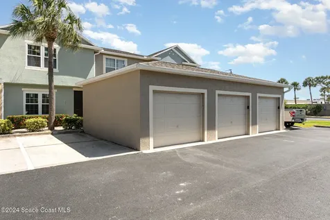 56 Calcutta Court Indialantic FL 32903