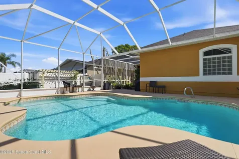 346 Carmel Drive Melbourne FL 32940