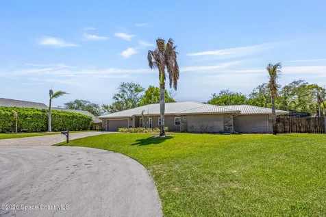 2554 Kumquat Street NE Palm Bay FL 32905