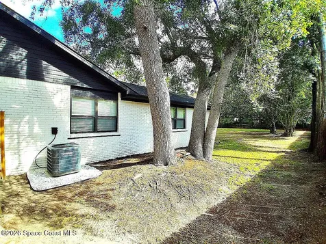 6503 Calle De Lago Navarre FL 32566