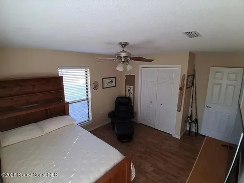6503 Calle De Lago Navarre FL 32566