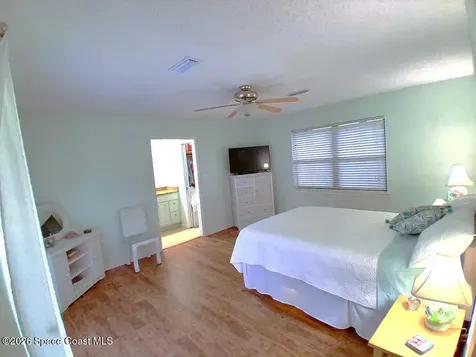 6503 Calle De Lago Navarre FL 32566