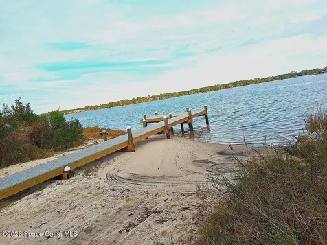 6503 Calle De Lago Navarre FL 32566
