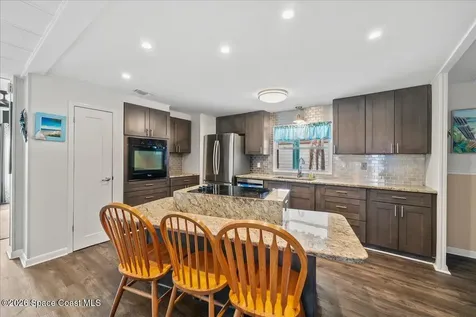 1972 Coco Plum Street NE Palm Bay FL 32905