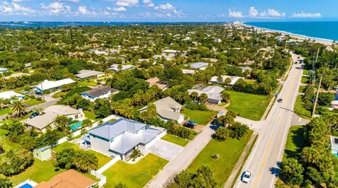 402 Colony Street Melbourne Beach FL 32951