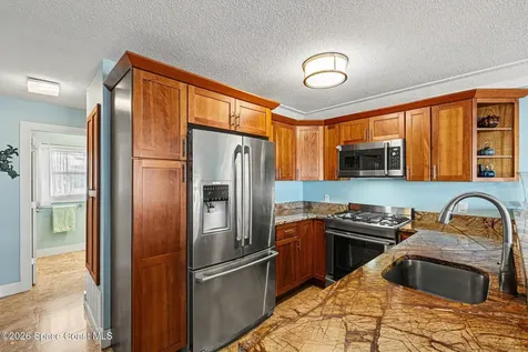 29 Riverview Lane Cocoa Beach FL 32931