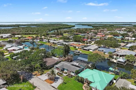 29 Riverview Lane Cocoa Beach FL 32931