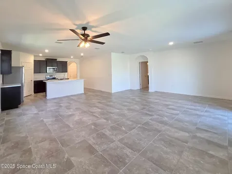 287 Guinevere Drive SW Palm Bay FL 32908