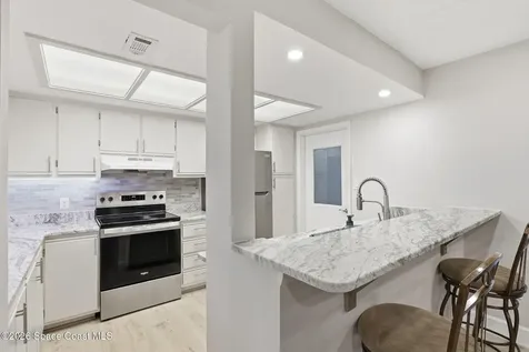11 Fillmore Court Satellite Beach FL 32937