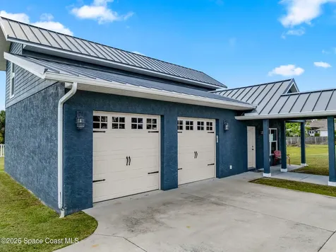 2955 N Tropical Trail Merritt Island FL 32953