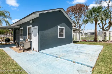 2955 N Tropical Trail Merritt Island FL 32953