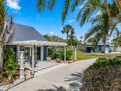 2955 N Tropical Trail Merritt Island FL 32953