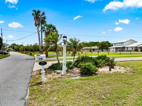 2955 N Tropical Trail Merritt Island FL 32953