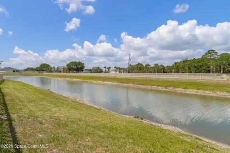 1975 Diablo Circle SW Palm Bay FL 32908