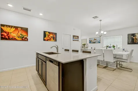 1975 Diablo Circle SW Palm Bay FL 32908