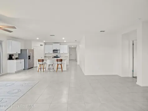 7528 Tourmaline Drive Grant FL 32949