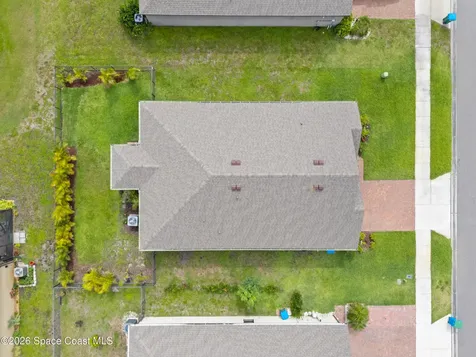 7528 Tourmaline Drive Grant FL 32949