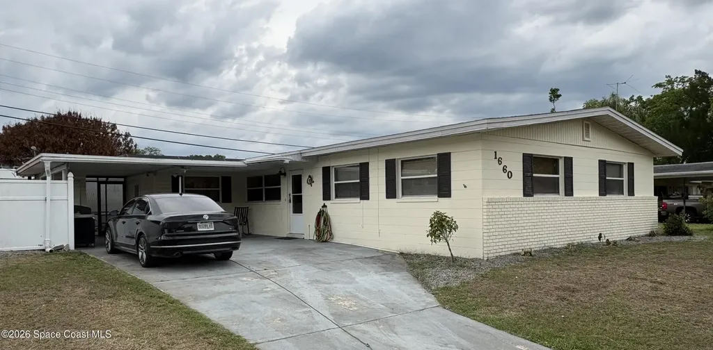 1660 Country Lane Titusville FL 32780