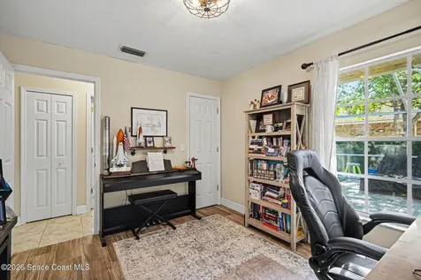 498 Lake Victoria Circle Melbourne FL 32940