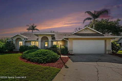 498 Lake Victoria Circle Melbourne FL 32940