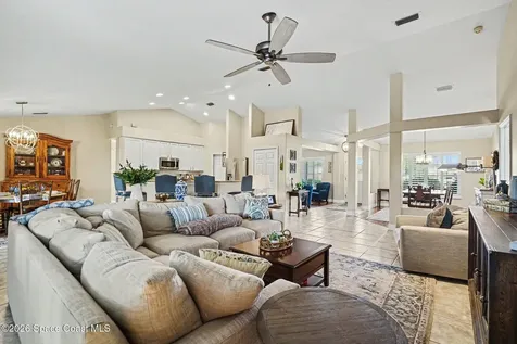 498 Lake Victoria Circle Melbourne FL 32940