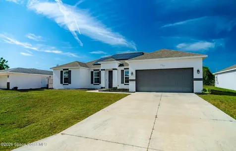 777 Indigo Street SE Palm Bay FL 32909