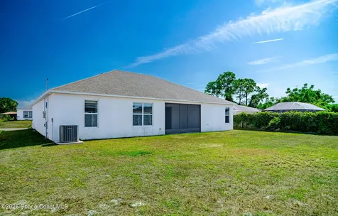 777 Indigo Street SE Palm Bay FL 32909