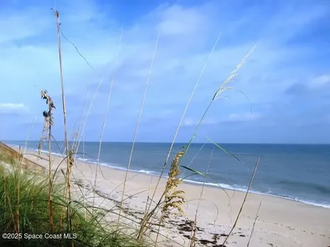 446 Blue Jay Lane Satellite Beach FL 32937