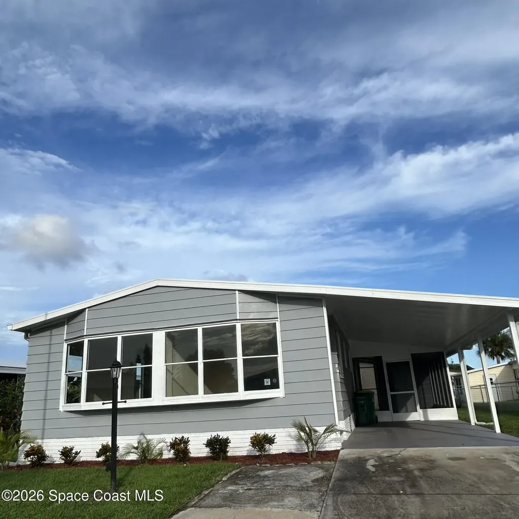 911 Hyacinth Circle Barefoot Bay FL 32976