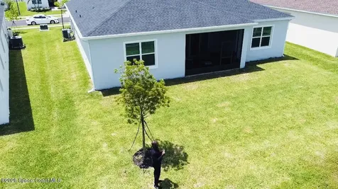 1424 Blessed Isles Drive NW Palm Bay FL 32907