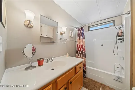 1740 Seagrape Street NE Palm Bay FL 32905